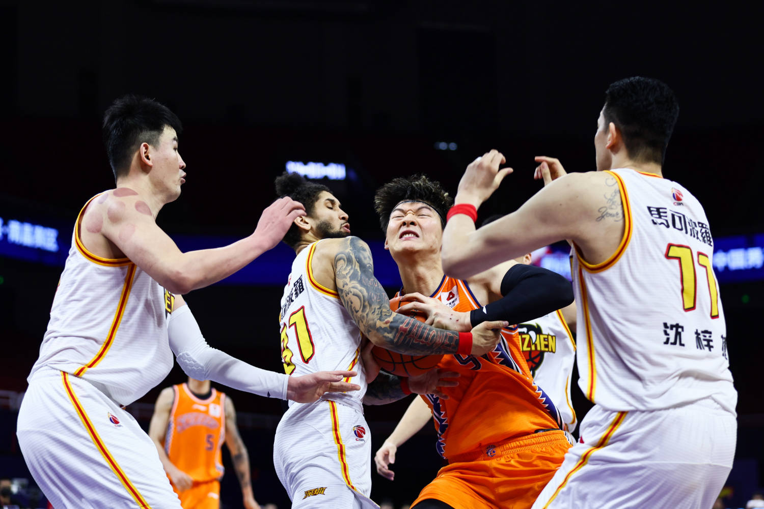 猛龙大将状态回暖，助球队取得连胜