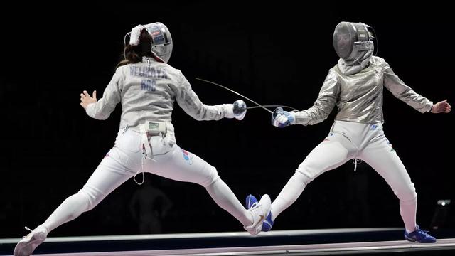 爱尔兰击剑选手勇敢斗争引发关注