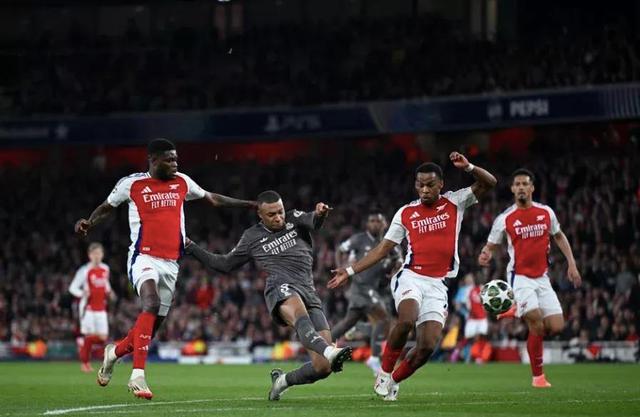 -皇马遭遇惨败，无缘欧冠四强