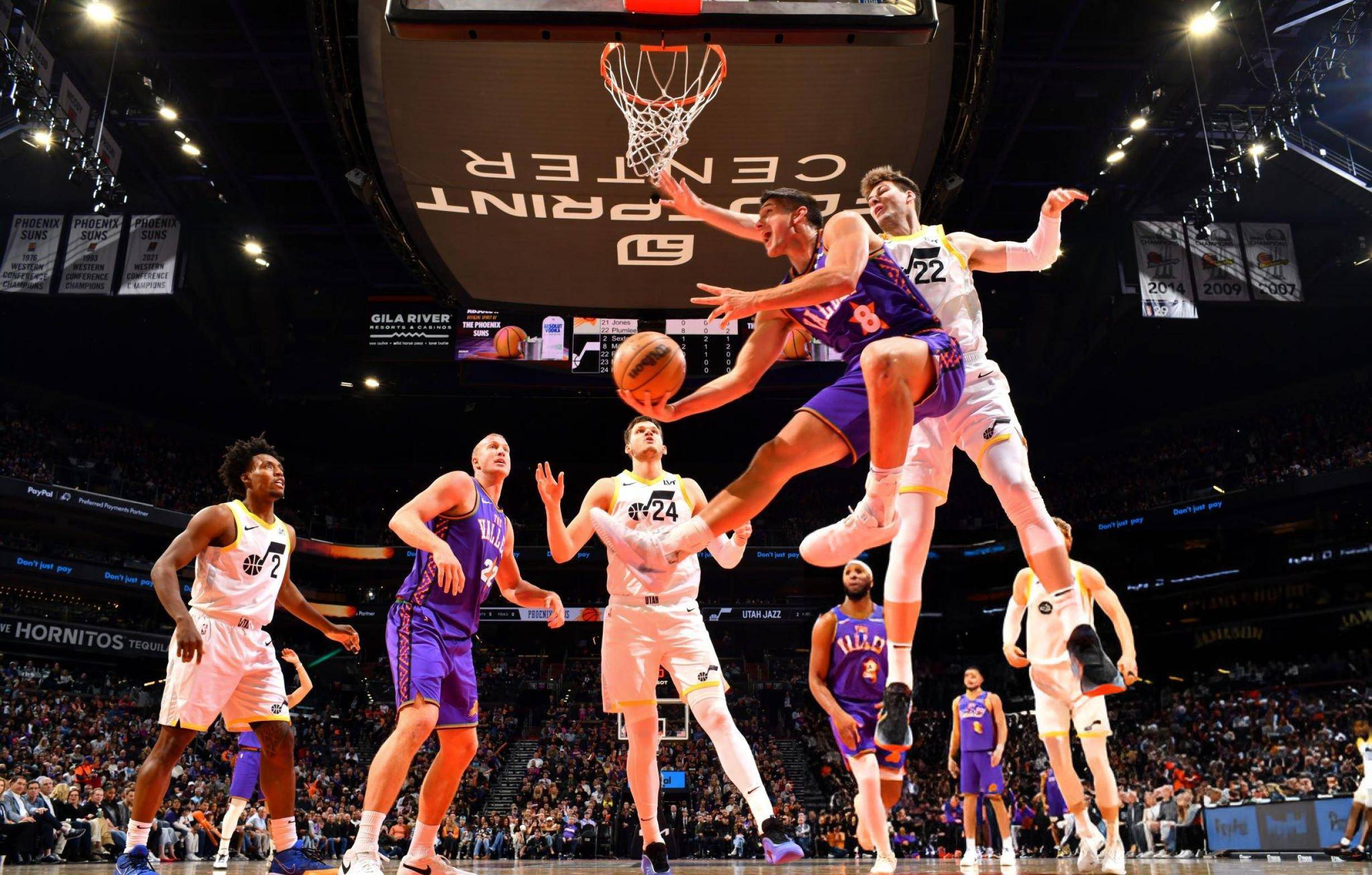 DB彩票官方网站-包含太阳全队火力爆发，轻松击败对手的词条