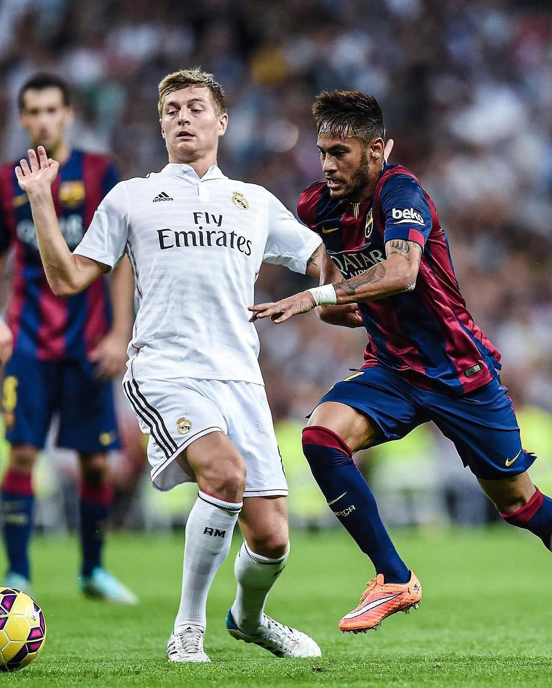 DB彩票入口-切尔西中场表现出色，连续多场比赛无失分