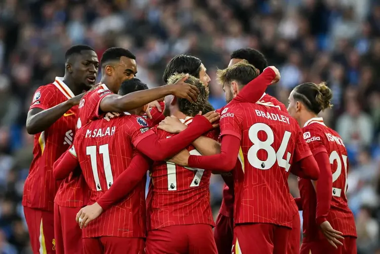 客场作战屡获胜利，球队信心大增