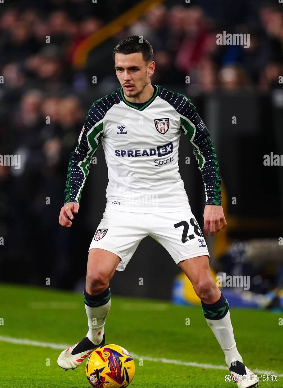 桑德兰球员接受采访，展望未来比赛的简单介绍