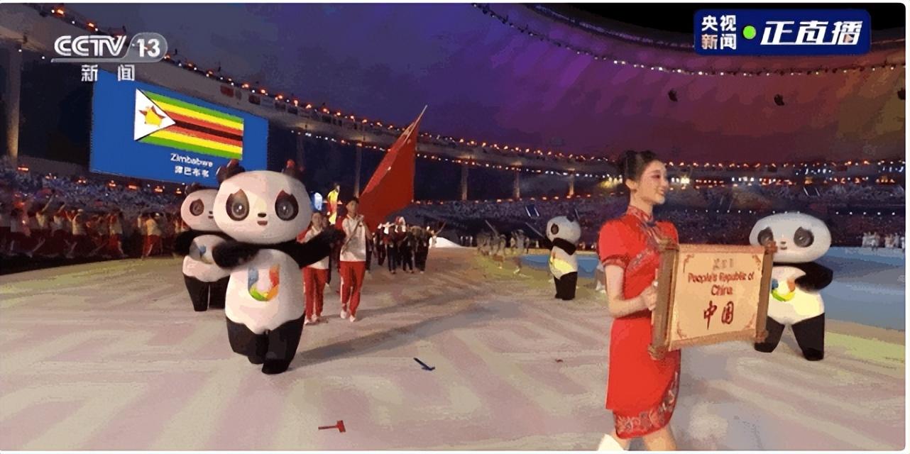 南非女子组合在田径接力赛中成功夺冠