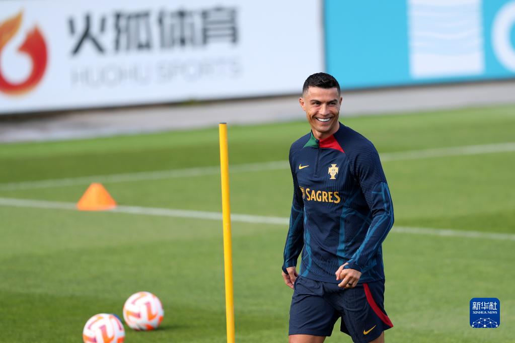 葡萄牙体育队队员决不示弱，胜利即将到来