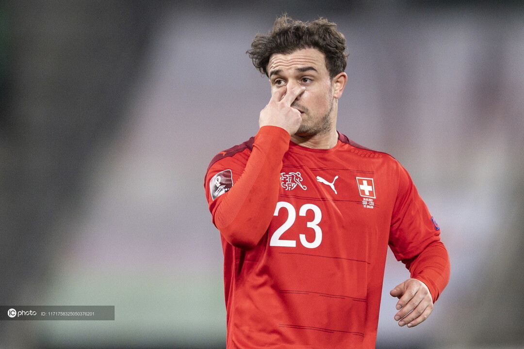 包含瑞士迎战立陶宛，实力夺取胜利的词条