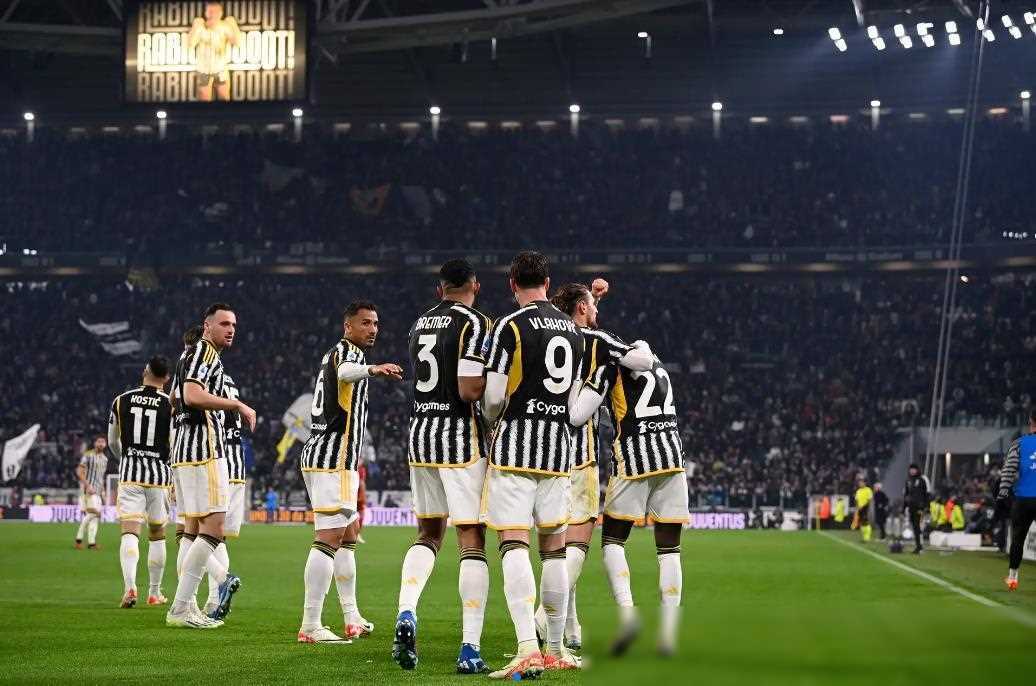 尤文图斯球员在球场上大放异彩