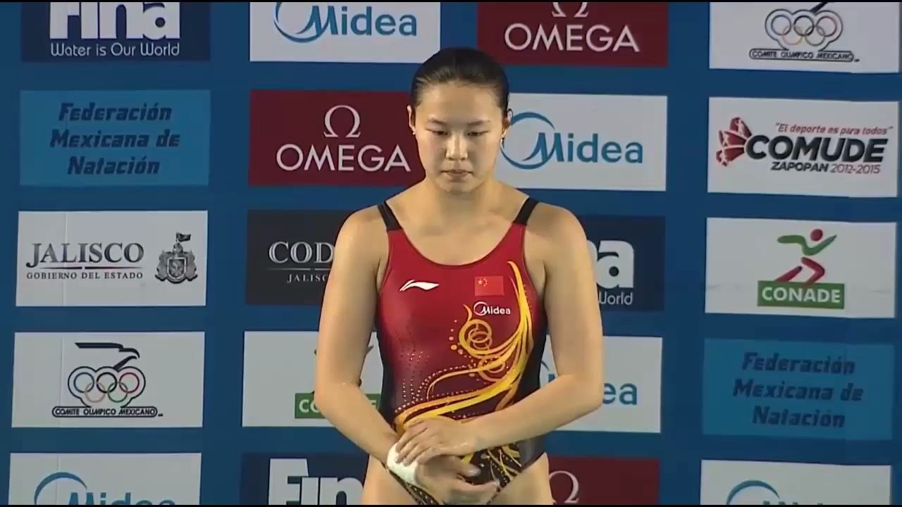 -墨西哥跳水选手赢得巧克力奖牌