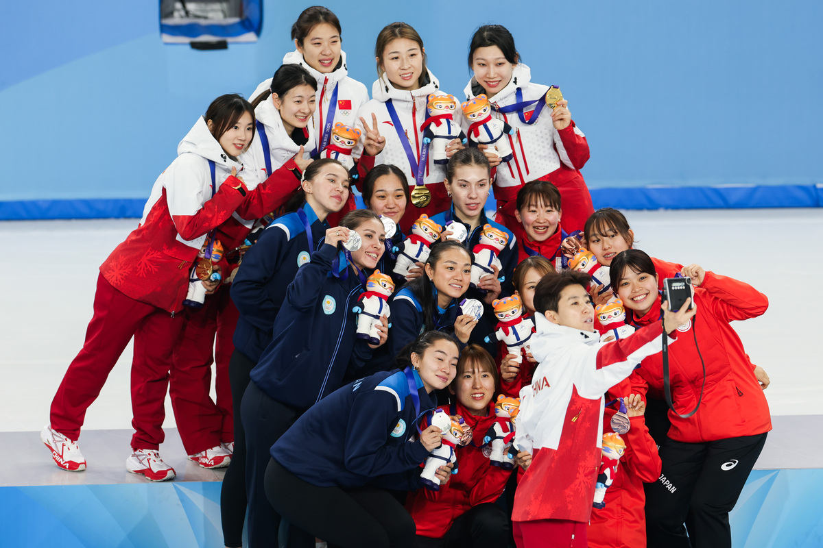 -关于短道速滑选手坚持原则，终圆金牌梦的信息