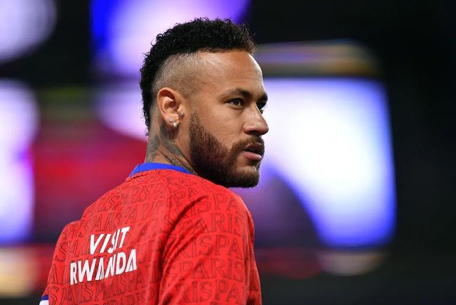 梅斯队长因伤缺席下一场比赛的简单介绍