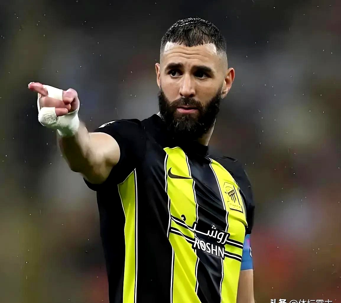 本泽马梅开二度皇马胜利，状态回暖的简单介绍