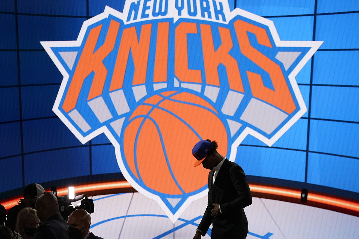 开拓者遭灰熊绝杀，球队气氛低迷