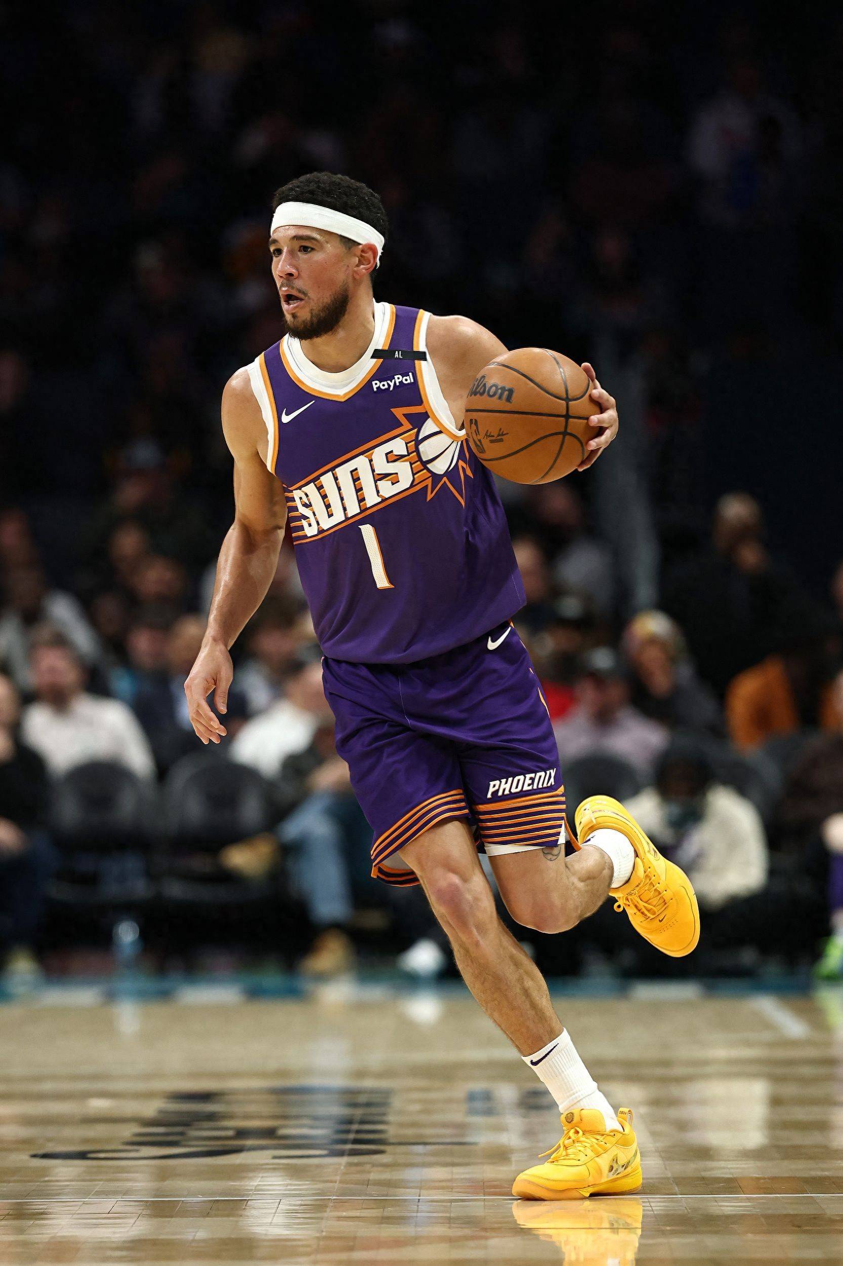 太阳大胜篮网，继续主场不败