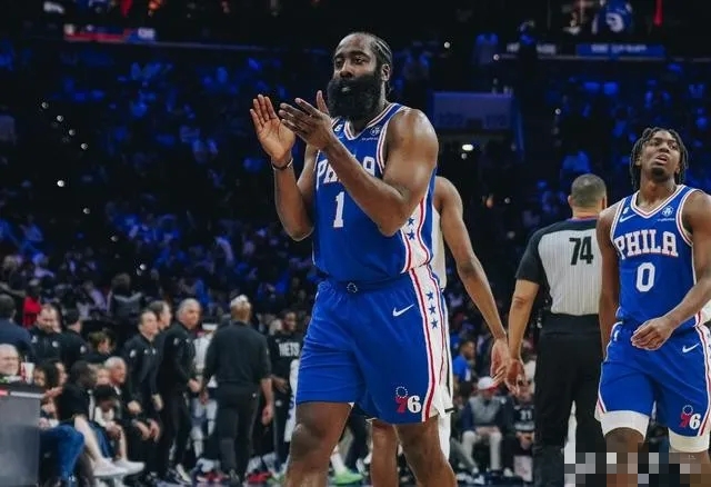 哈登砍下40+，篮网大胜76人